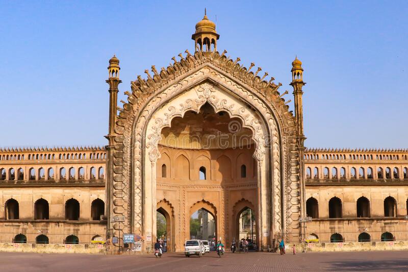 25 famous places in lucknow 2022 