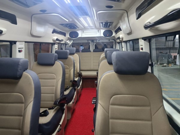 15 Seater Tempo Traveller