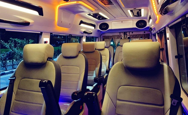 9 Seater Tempo Traveller